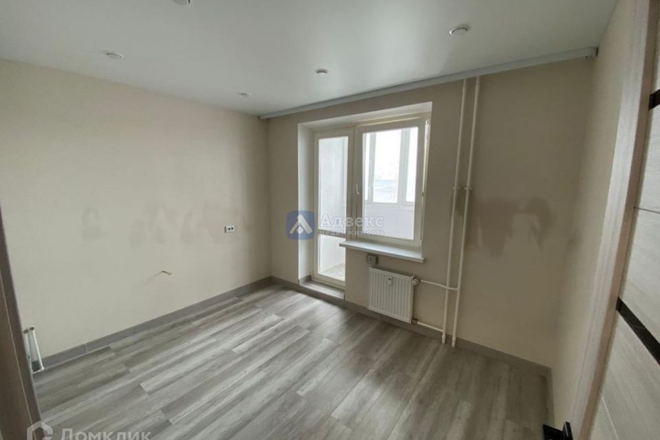 Продаётся 1-комнатная квартира, 37.3 м²