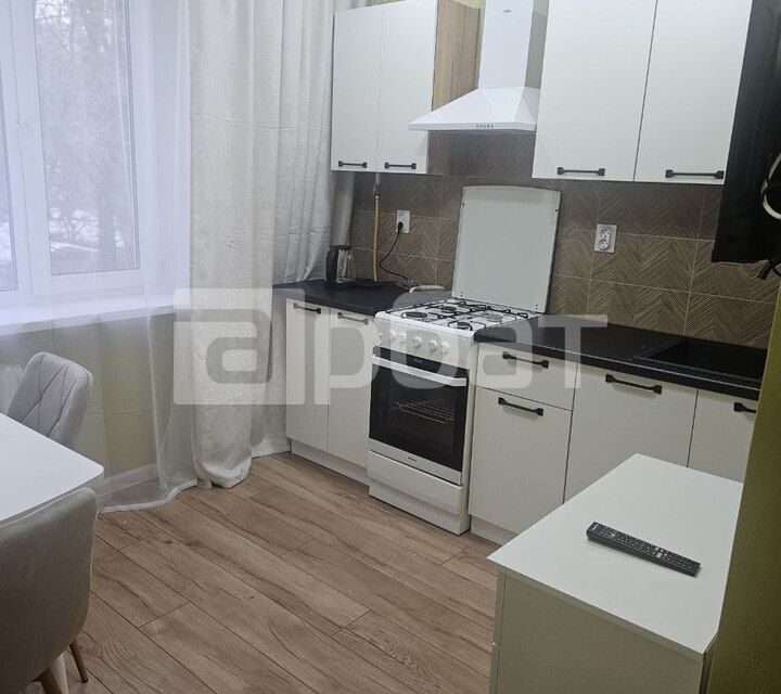 Продаётся 1-комнатная квартира, 37.3 м²