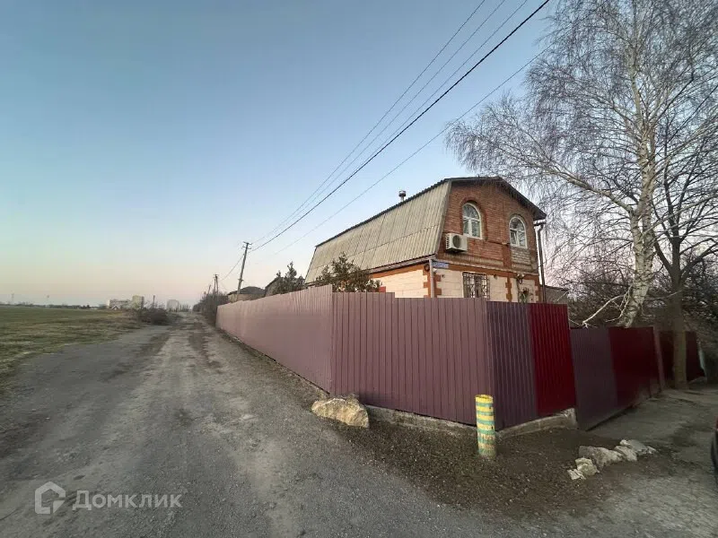 Продаётся 2-этажный дом, 140.7 м²