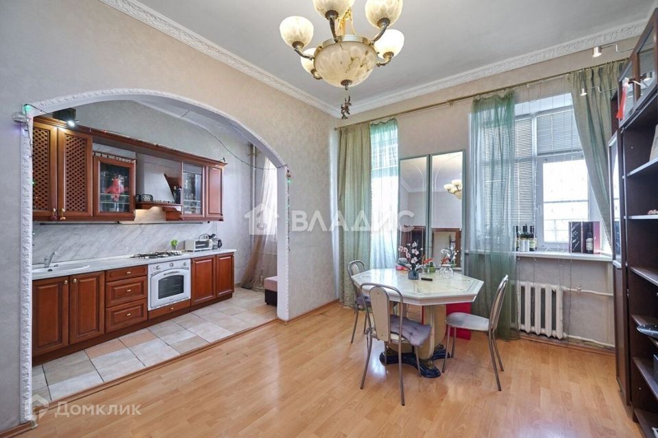 Продаётся 3-комнатная квартира, 69 м²