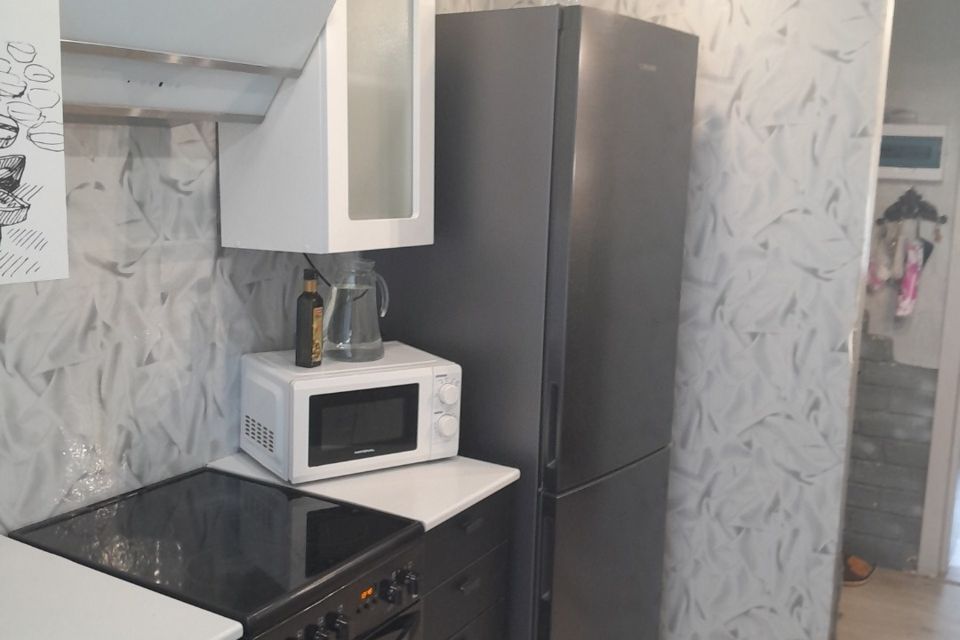 Продаётся 3-комнатная квартира, 51.3 м²