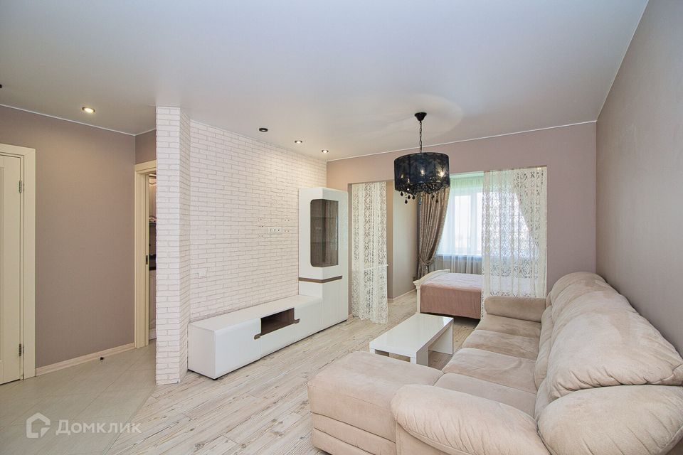 Продаётся 1-комнатная квартира, 42.6 м²