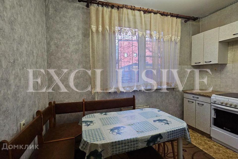 Продаётся 1-комнатная квартира, 38 м²