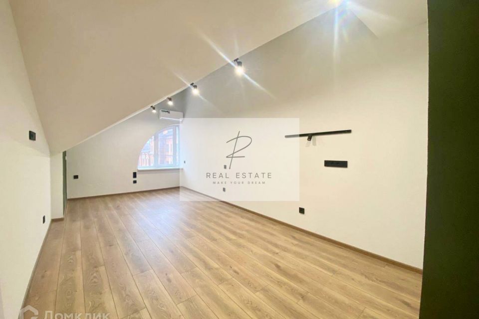 Продаётся 2-комнатная квартира, 54.2 м²