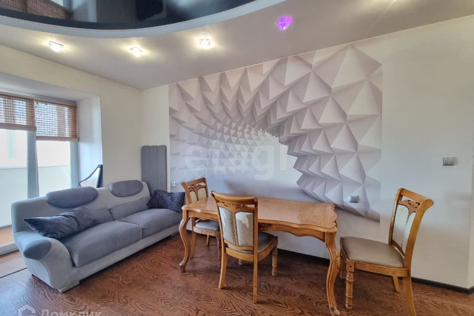 Продаётся 2-комнатная квартира, 96.6 м²