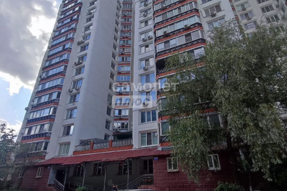 Продаётся 2-комнатная квартира, 72 м²
