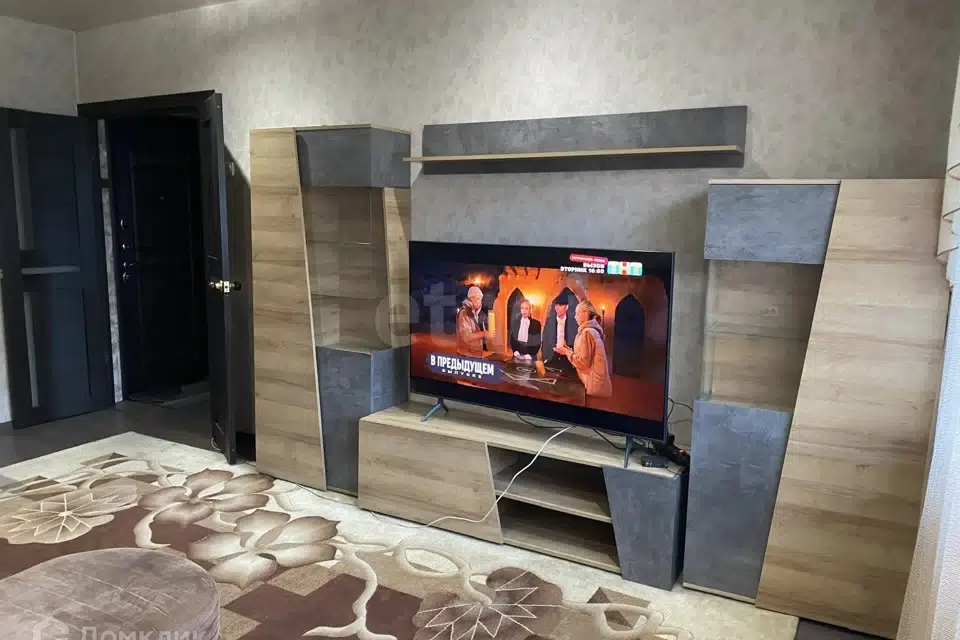 Продаётся 4-комнатная квартира, 74 м²