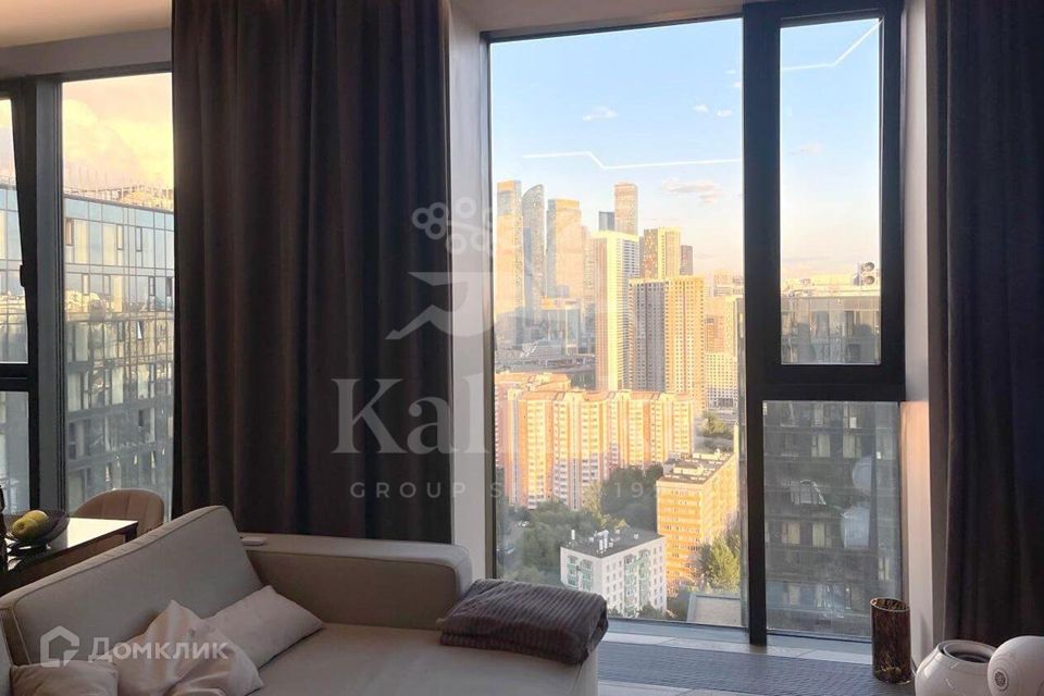 Продаётся 2-комнатная квартира, 56 м²