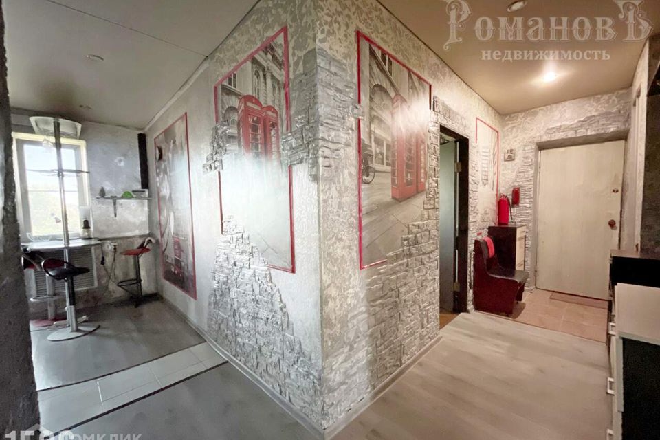 Продаётся 2-комнатная квартира, 67.9 м²