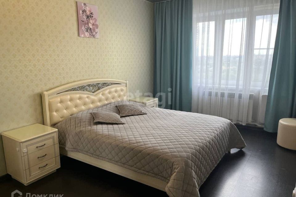 Сдаётся 2-комнатная квартира, 70 м²