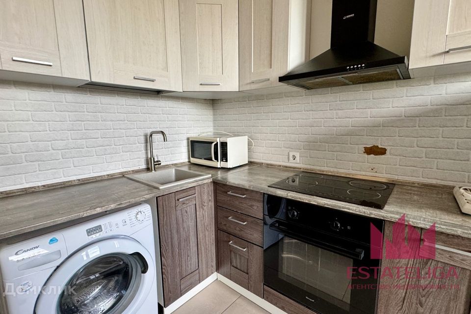 Продаётся 1-комнатная квартира, 40.3 м²