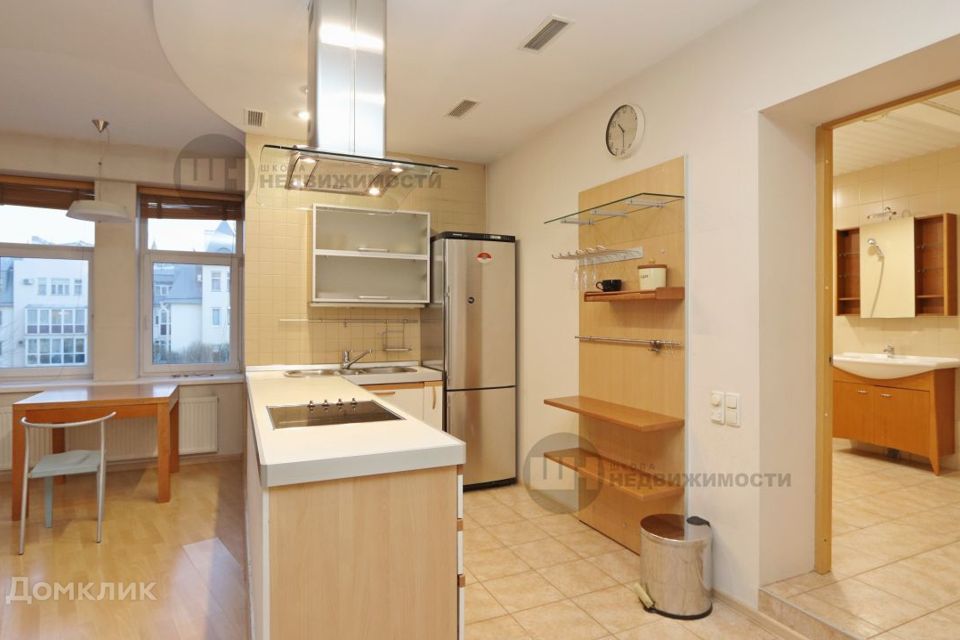 Продаётся 3-комнатная квартира, 93.2 м²