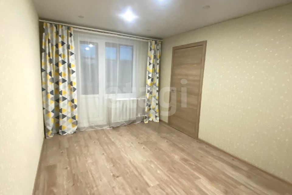 Продаётся 3-комнатная квартира, 53.3 м²