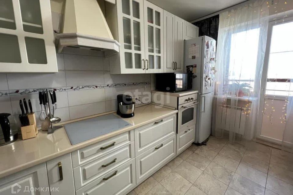 Продаётся 3-комнатная квартира, 97 м²