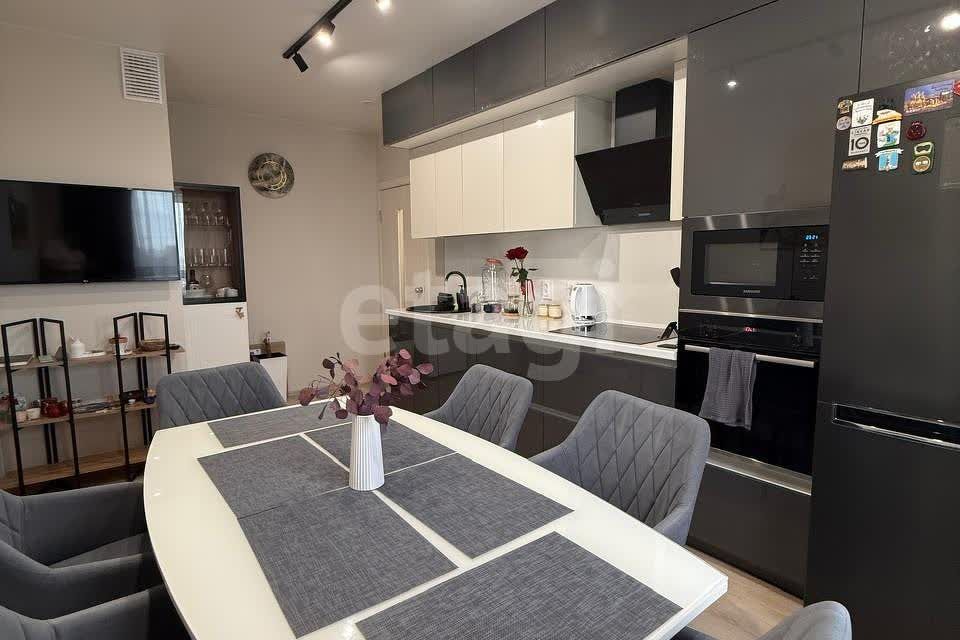 Продаётся 2-комнатная квартира, 55.1 м²