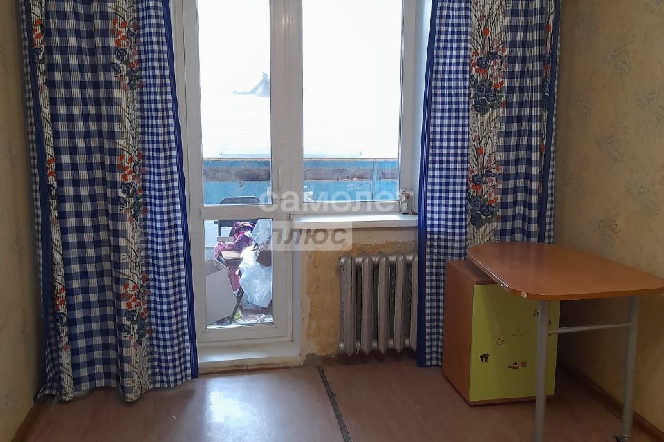 Продаётся 3-комнатная квартира, 64.7 м²