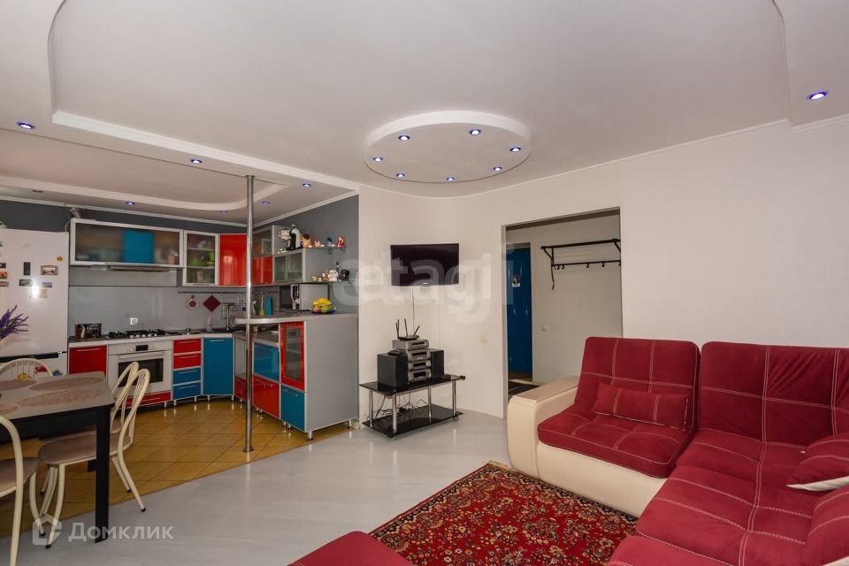Продаётся 2-комнатная квартира, 70 м²
