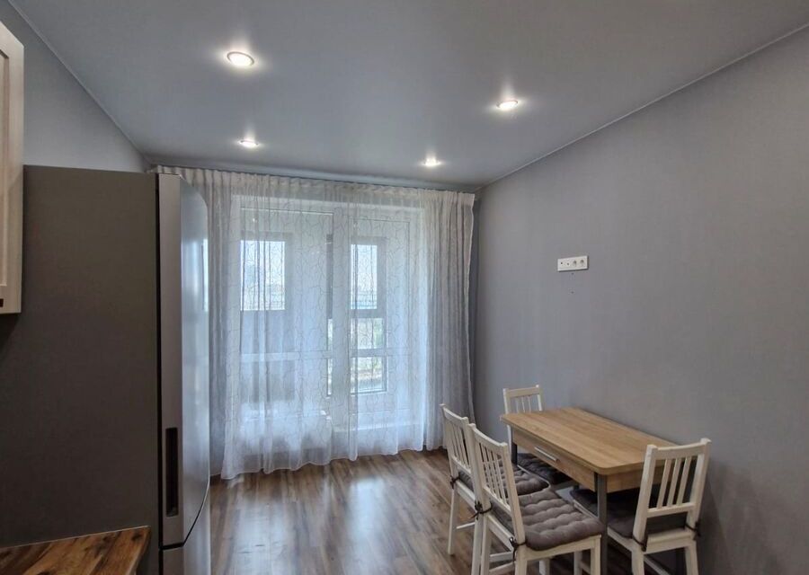 Продаётся 1-комнатная квартира, 41.2 м²
