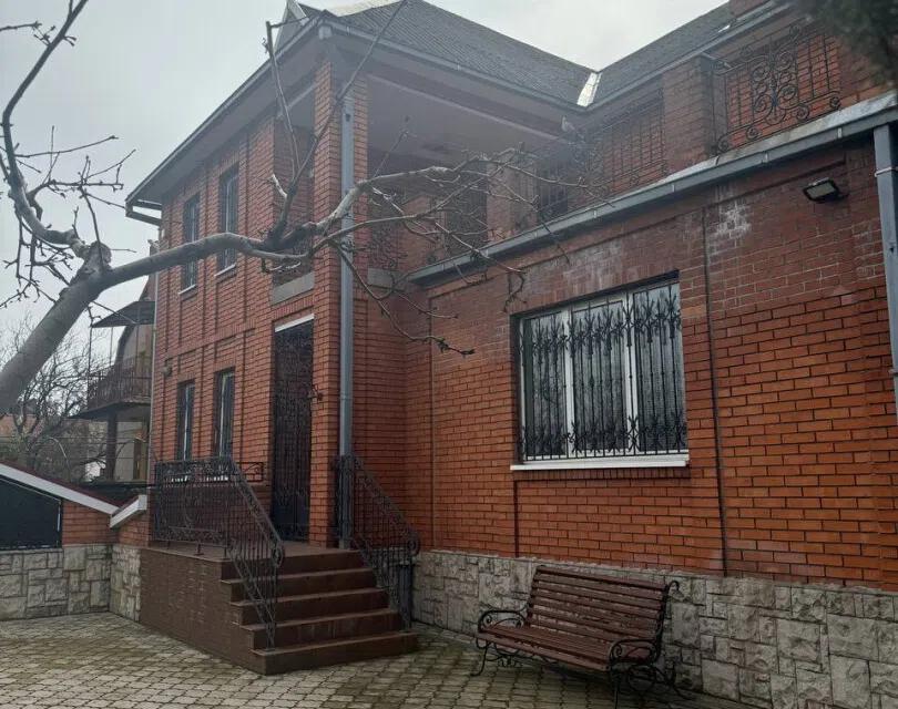 Продаётся 2-этажный дом, 11 м²
