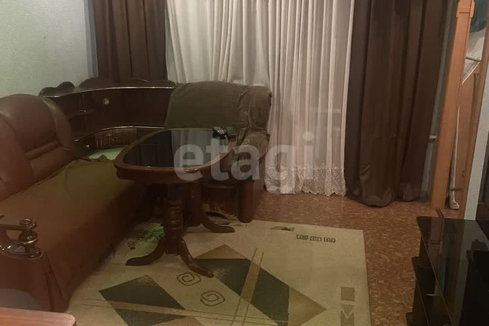 Продаётся 3-комнатная квартира, 60.7 м²