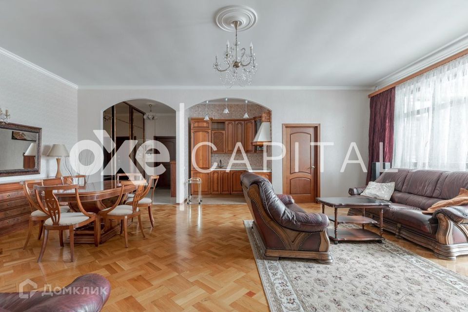 Сдаётся 3-комнатная квартира, 105 м²