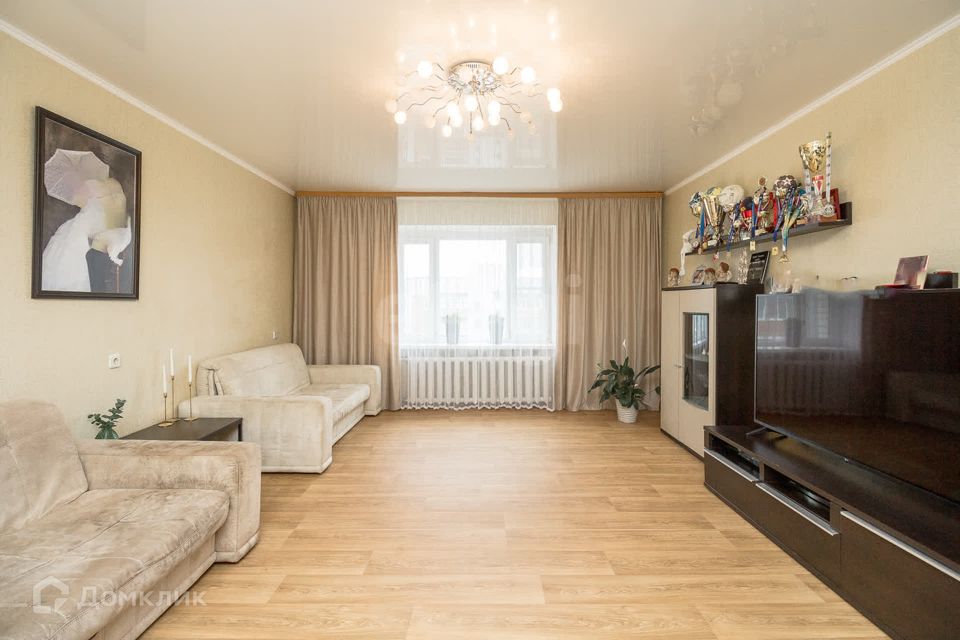 Продаётся 3-комнатная квартира, 100.1 м²