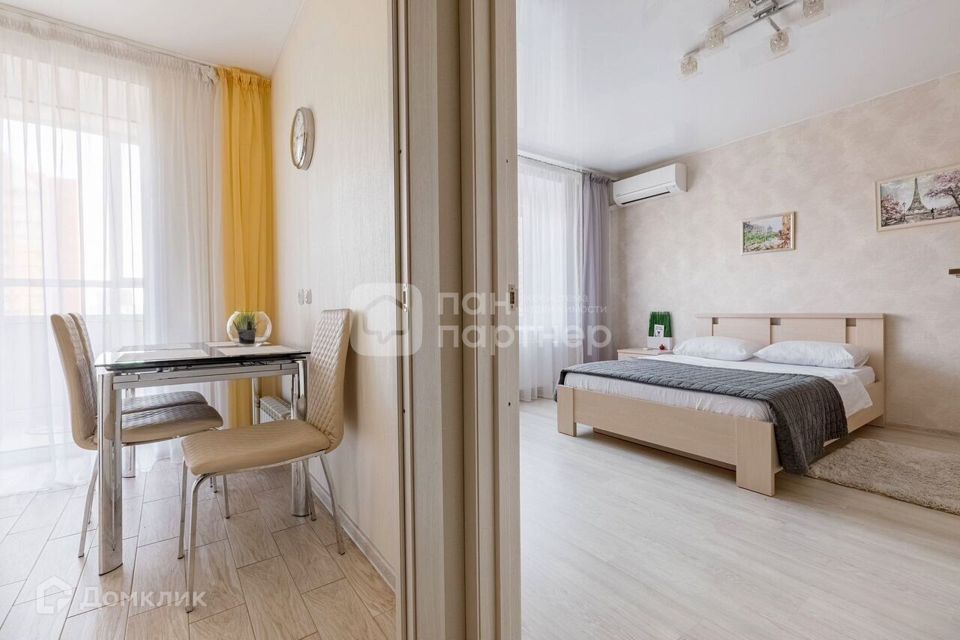 Продаётся 1-комнатная квартира, 37.7 м²