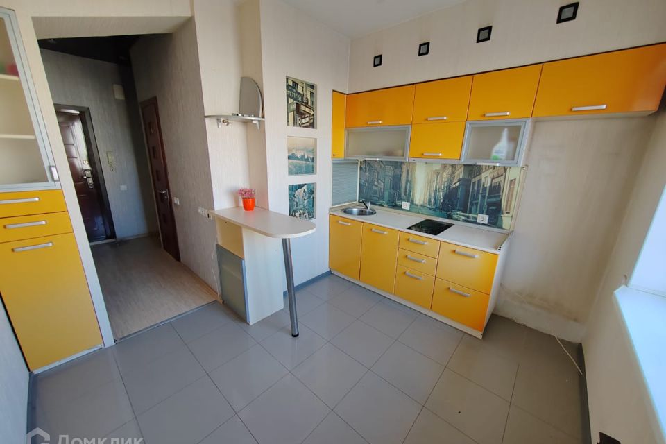 Продаётся 1-комнатная квартира, 35.9 м²