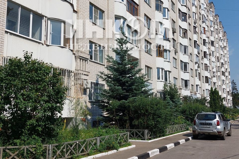 Продаётся 3-комнатная квартира, 65 м²