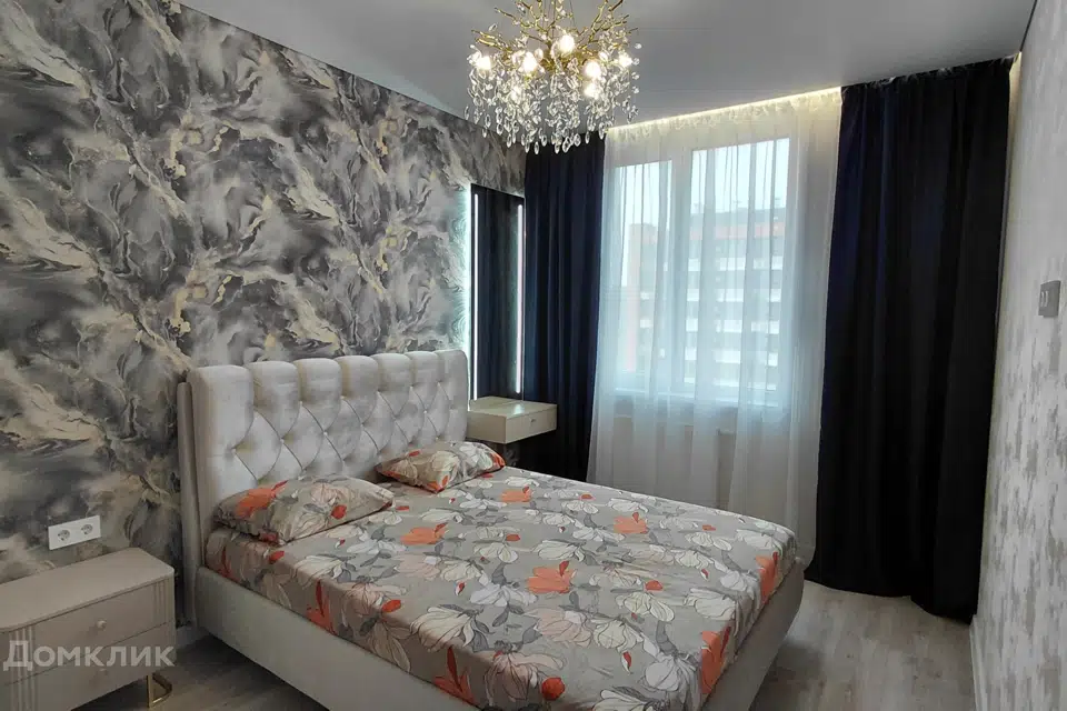 Продаётся 1-комнатная квартира, 42 м²