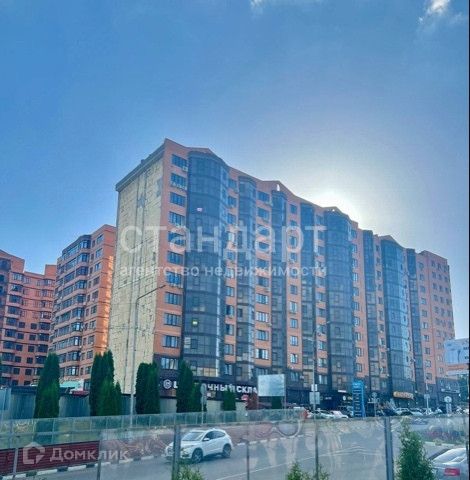 Продаётся 1-комнатная квартира, 55 м²