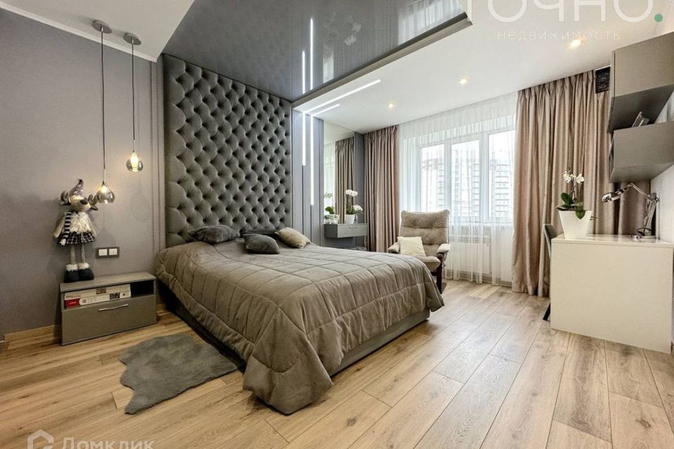 Продаётся 3-комнатная квартира, 108 м²