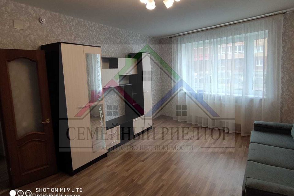 Продаётся 1-комнатная квартира, 53 м²