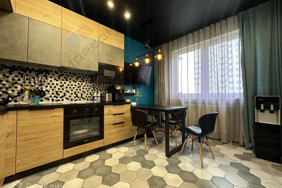 Продаётся 2-комнатная квартира, 54.7 м²