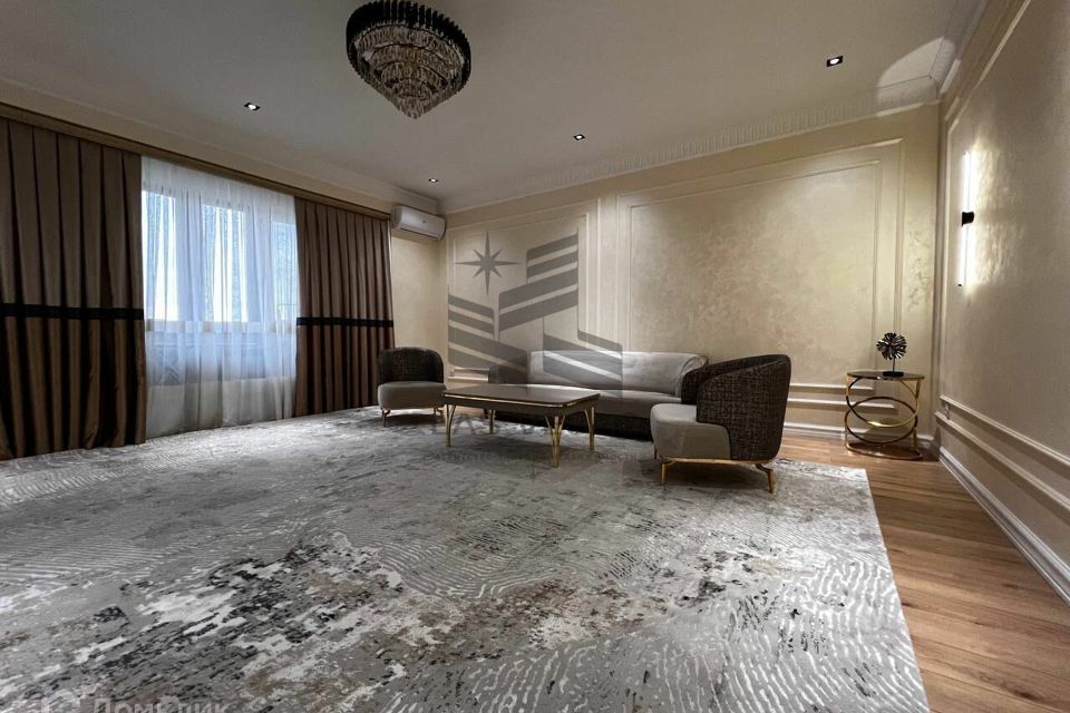 Сдаётся 2-комнатная квартира, 70 м²