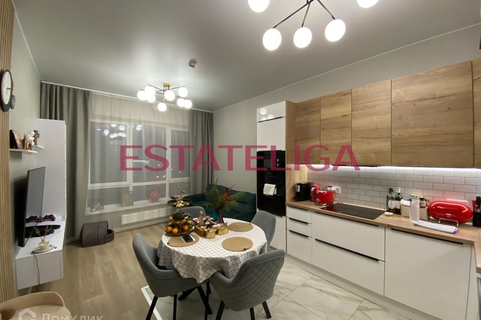Продаётся 3-комнатная квартира, 88.3 м²