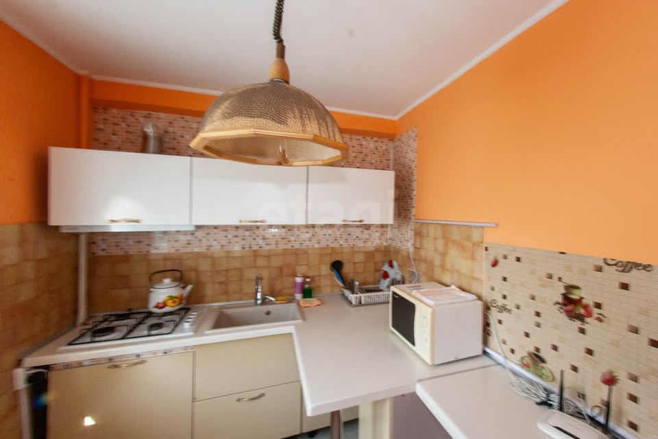 Продаётся 3-комнатная квартира, 57.7 м²