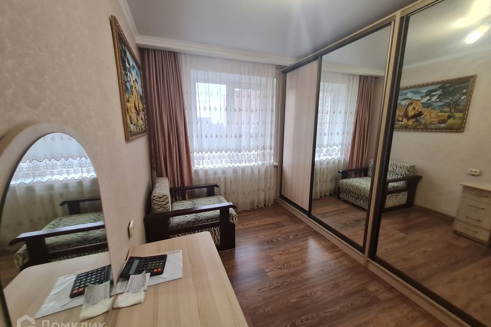 Продаётся 3-комнатная квартира, 63.5 м²