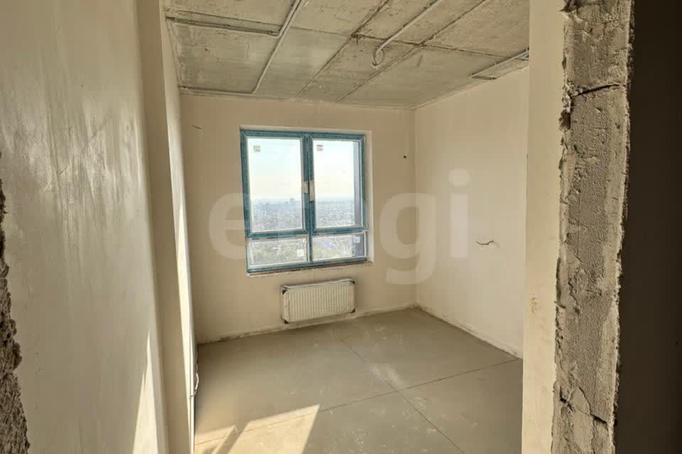 Продаётся 2-комнатная квартира, 61.8 м²