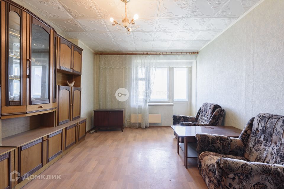 Продаётся 1-комнатная квартира, 35.9 м²