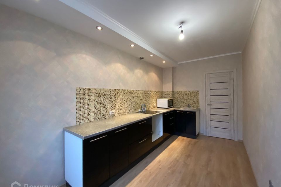 Продаётся 1-комнатная квартира, 37.7 м²