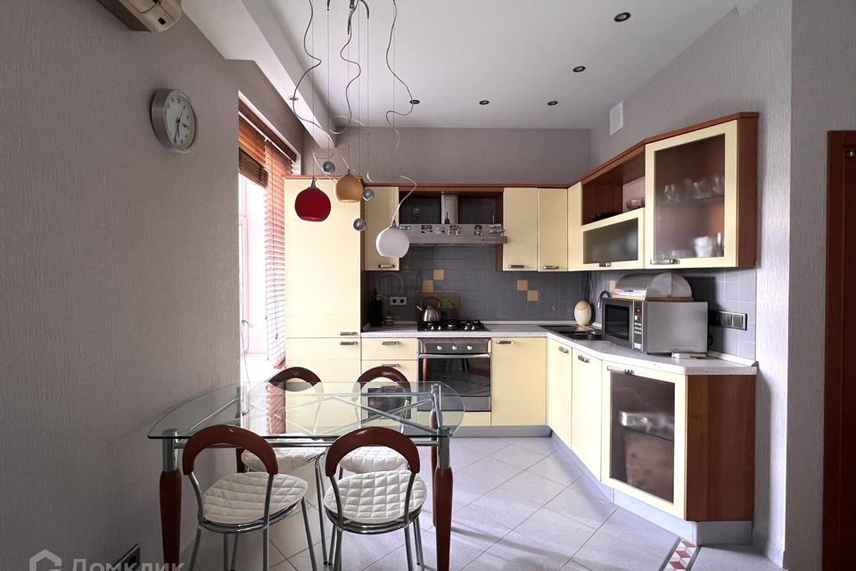 Продаётся 4-комнатная квартира, 84.5 м²