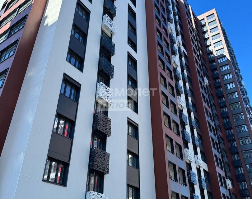 Продаётся 3-комнатная квартира, 76.2 м²