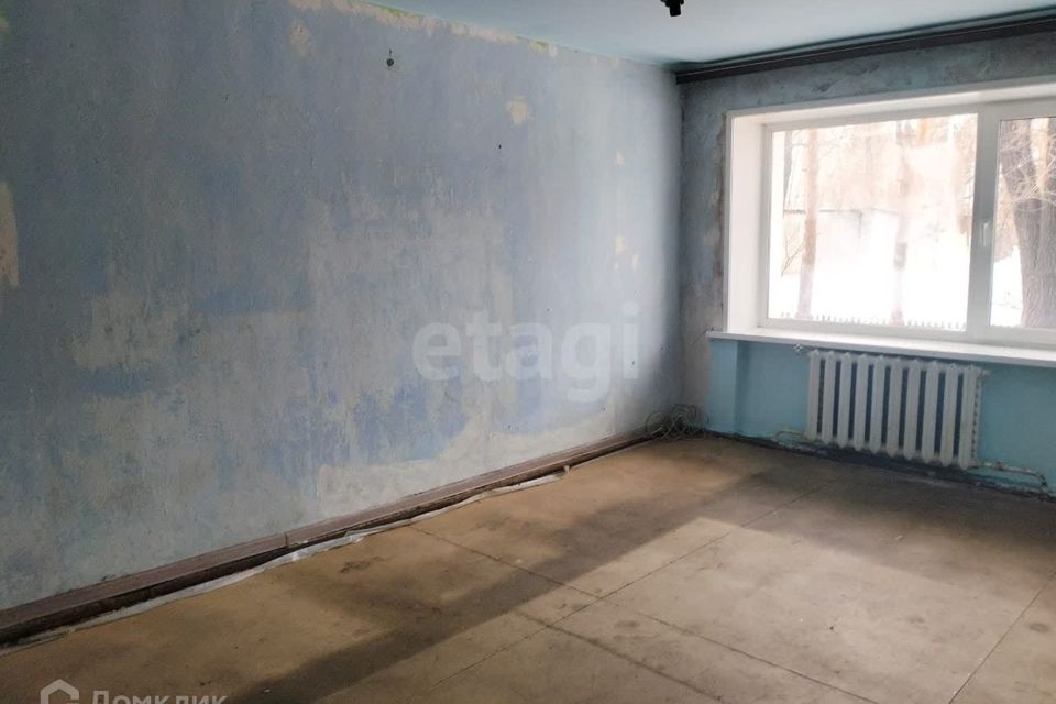Продаётся 3-комнатная квартира, 58.9 м²