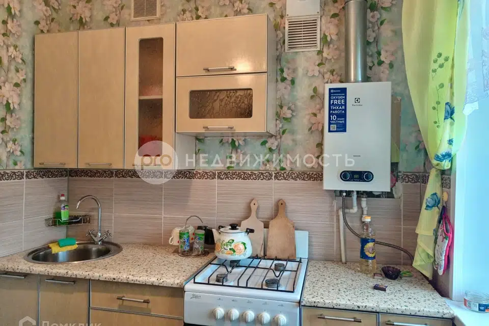 Продаётся 2-комнатная квартира, 43.3 м²