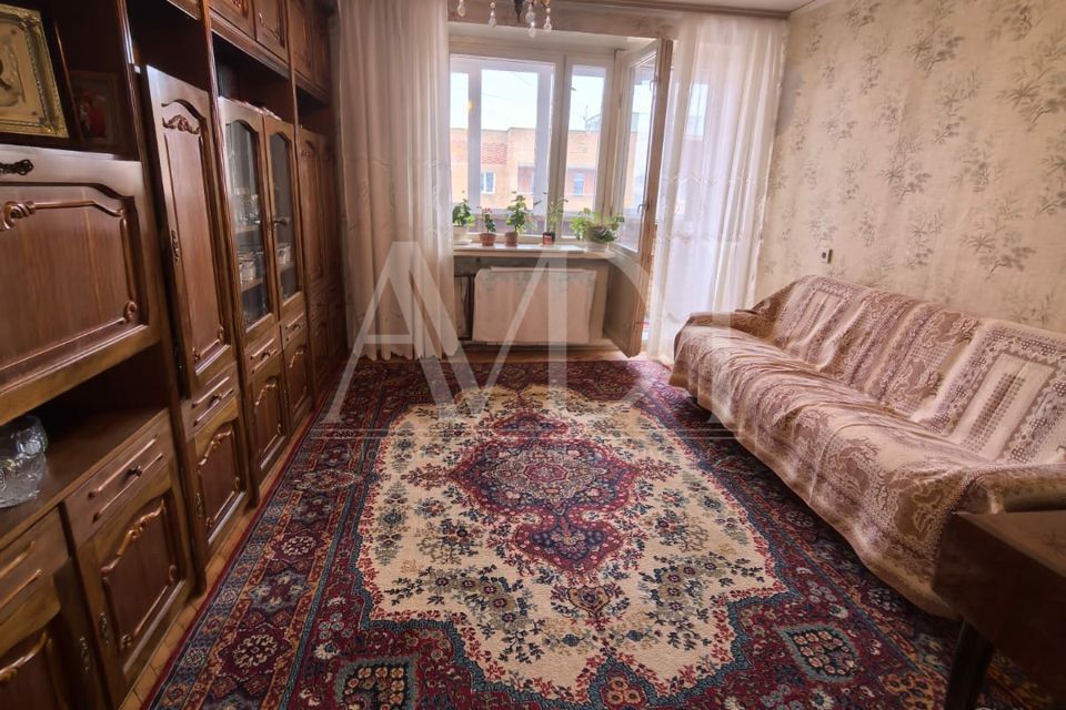 Продаётся 3-комнатная квартира, 58.9 м²