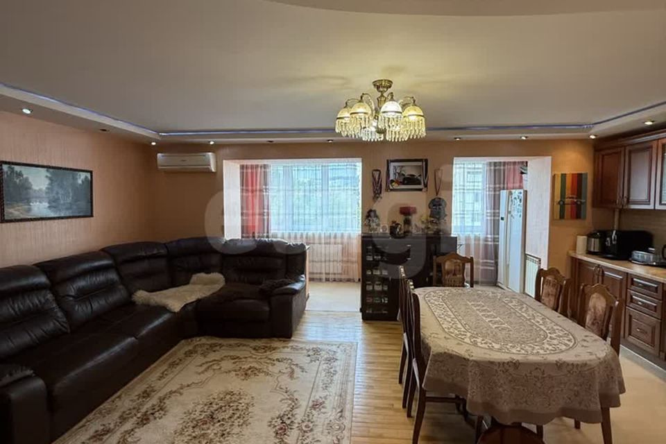 Продаётся 3-комнатная квартира, 77.5 м²