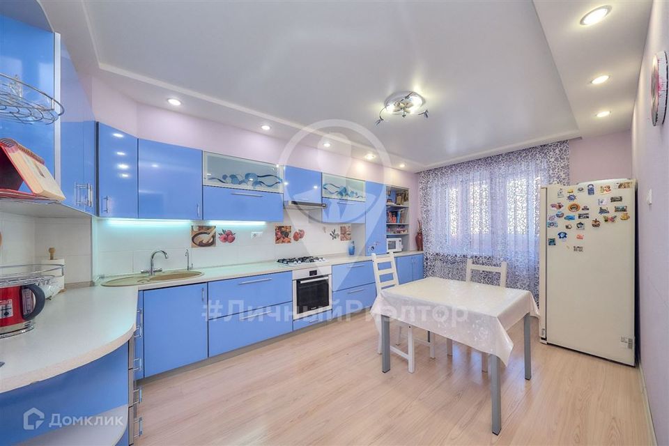 Продаётся 3-комнатная квартира, 98.8 м²