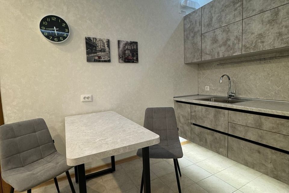 Сдаётся 1-комнатная квартира, 62 м²