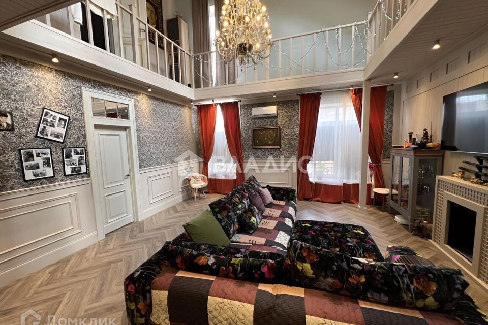 Продаётся 3-комнатная квартира, 115 м²